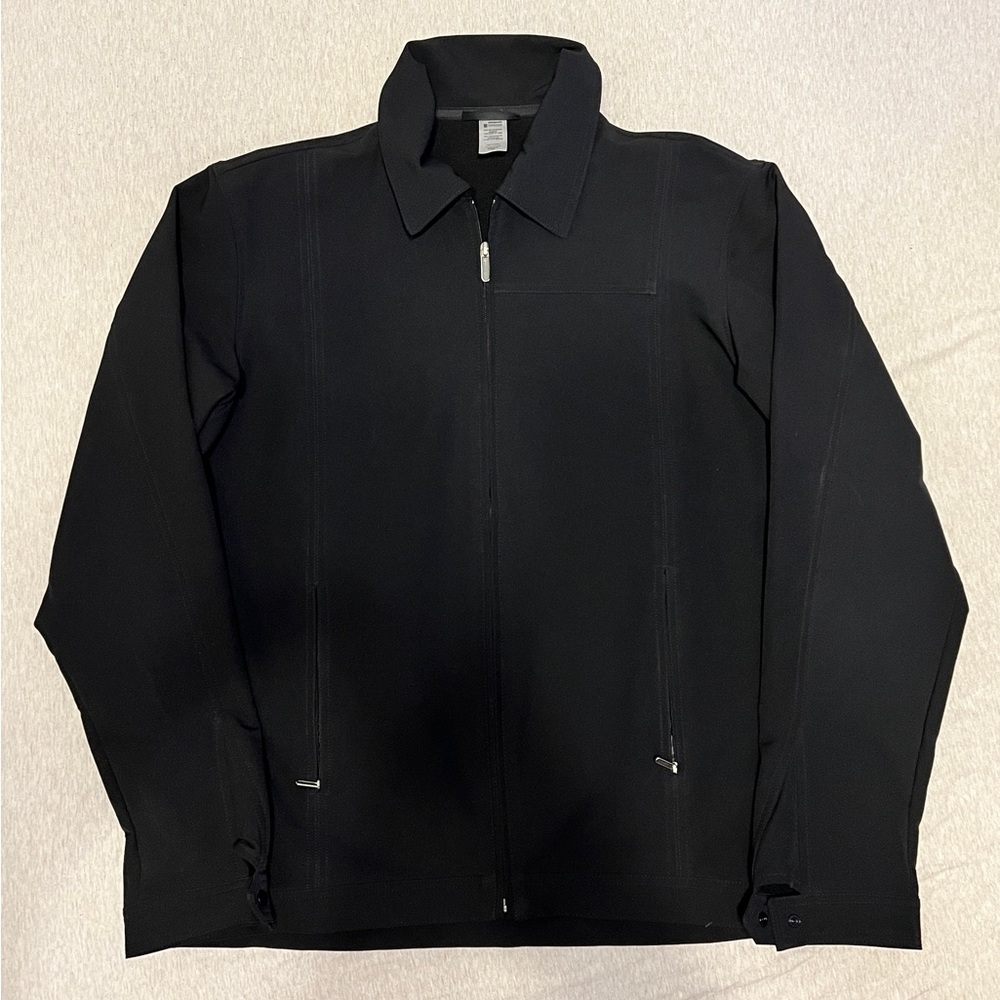 Patagonia light/medium weight moisture repellent jacket
